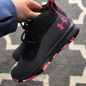 Under Armour Basketball shoes